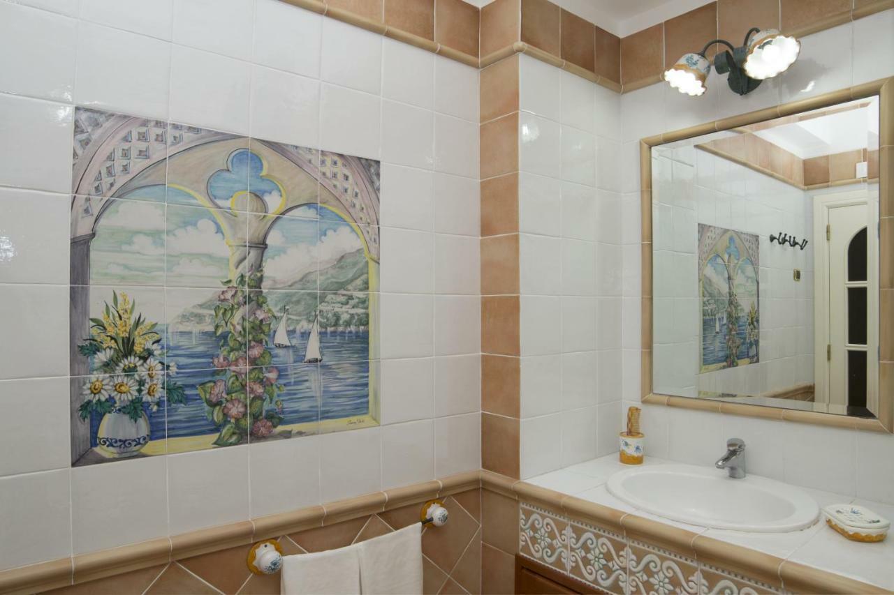 Panorama Host - Domus Amalfi Coast Apartment Maiori Ngoại thất bức ảnh