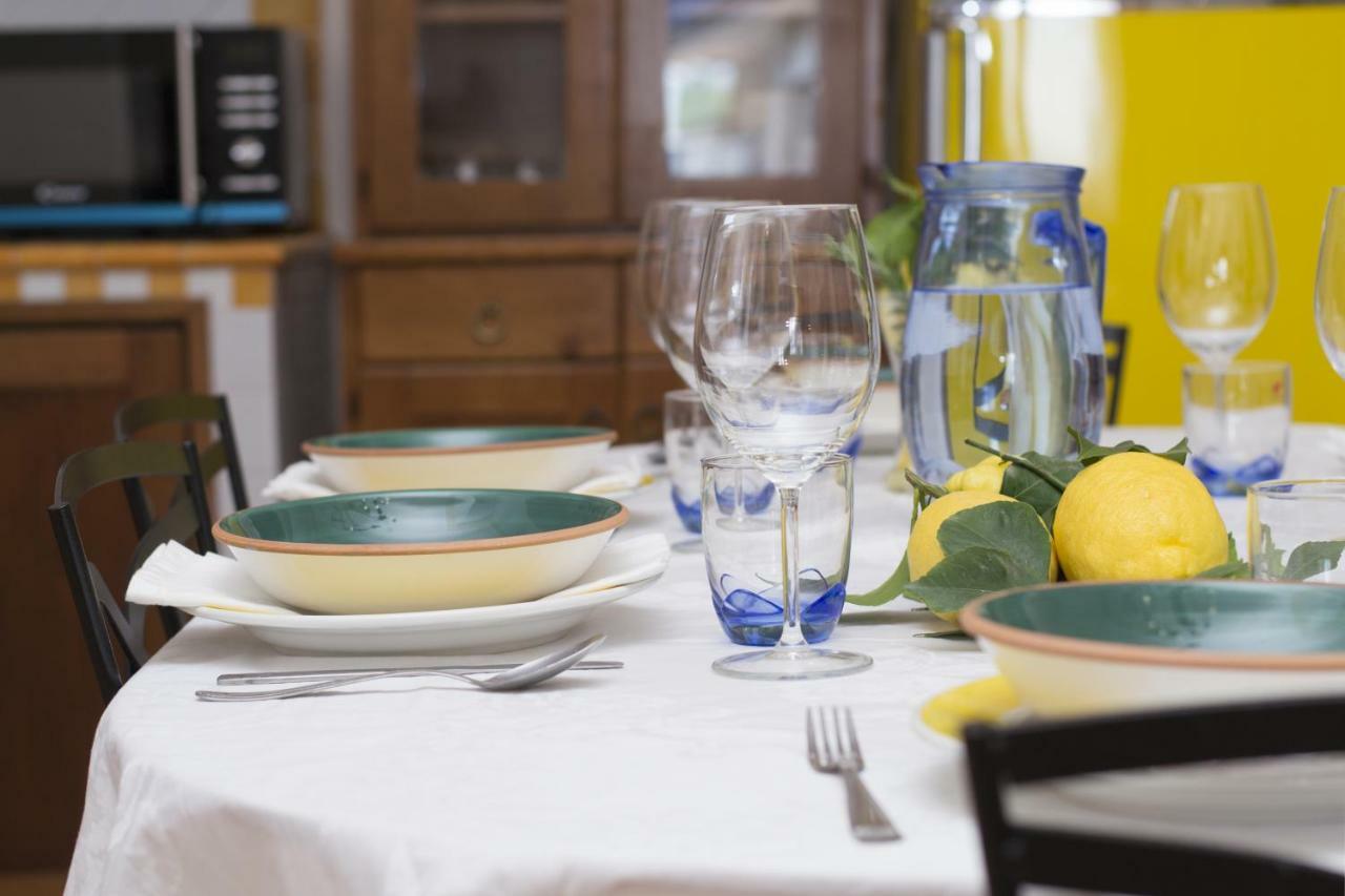 Panorama Host - Domus Amalfi Coast Apartment Maiori Ngoại thất bức ảnh
