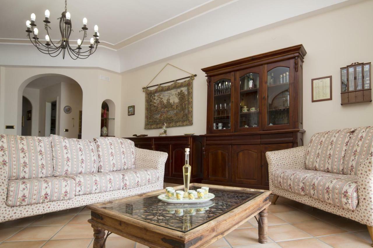 Panorama Host - Domus Amalfi Coast Apartment Maiori Ngoại thất bức ảnh